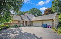 5520 N 31st Street, Richland, MI 49083