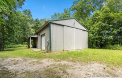 18 W Dick Road, Fenwick, MI 48834