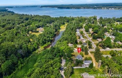 1821 S Mears Avenue, Whitehall, MI 49461
