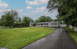 734 EAYRESTOWN ROAD, LUMBERTON, NJ 08048