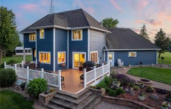 16 Lake Shore Drive, Sherburn, MN 56171