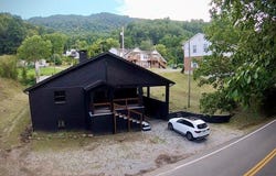 9968 hwy 805, Jenkins, KY 41537