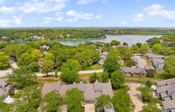 249 NE Edgewater Drive, Lee's Summit, MO 64064