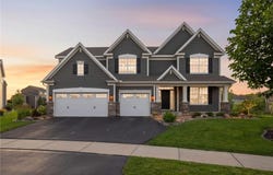 18142 Goldfinch Way, Lakeville, MN 55044