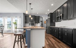 37174 Amber Way, North Ridgeville, OH 44039