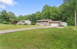 5511 Donner Drive, New Franklin, OH 44216