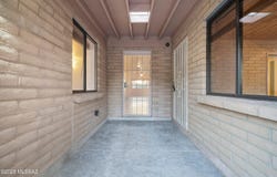335 W Oak Hills Drive, Oracle, AZ 85623
