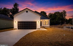 5 SUNRISE AVE, RIDGELY, MD 21660