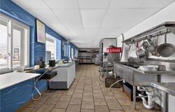 1 Angell Road, Narragansett, RI 02882