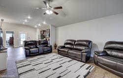 334 Swaden Lane, Webb City, MO 64870