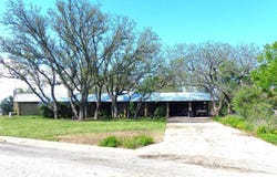135 Lakeview, Brady, TX 76825