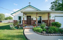 414 W BUTTERNUT Street, Elmwood, IL 61529