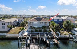 1013 APOLLO BEACH Boulevard, APOLLO BEACH, FL 33572