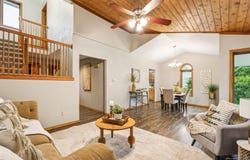 2539 W SUNNYVIEW Circle, APPLETON, WI 54914-1147