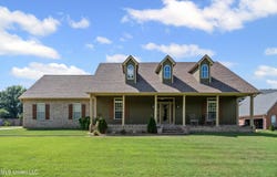 7771 Broken Hickory Drive, Walls, MS 38680