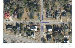 600  College, Kinston, NC 28501