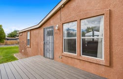 113 Hacienda Road NW, Albuquerque, NM 87114