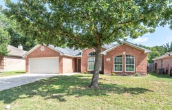 1912 Cancun Drive, Mansfield, TX 76063