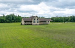 3 Doss Ln, Batesville, AR 72501