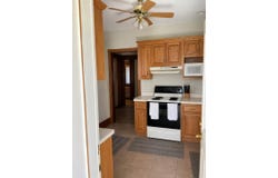 108-110 S Altona St, Holstein, IA 51025