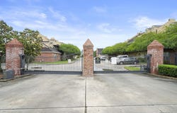 10600 Lakes Blvd, Baton Rouge, LA 70810