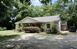 2340 Mt Carmel Ave., Prentiss, MS 39474