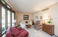 401 NW Valley View Drive, Grimes, IA 50111