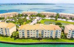18 Harbour Isle Drive, Fort Pierce, FL 34949