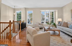 43449 LAIDLOW Street, CHANTILLY, VA 20152