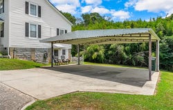 22 Hammett Street, Piedmont, SC 29673