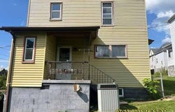 604 7th St, Fairmont, WV 26554
