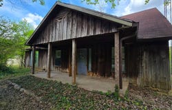 5490 Old Paris Murray Rd, Paris, TN 38242