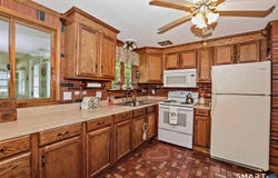 17 Plainview Drive, Plainfield, CT 06239