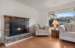 1127 12th Avenue SE, Puyallup, WA 98372