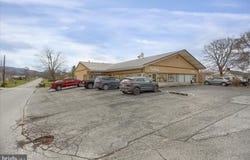 214 N MAIN STREET, PLEASANT GAP, PA 16823