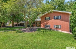 2929 Cider Mill Lane, Springfield, IL 62702