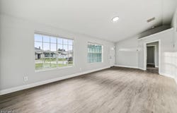 2701 SW 8th Court, Cape Coral, FL 33914