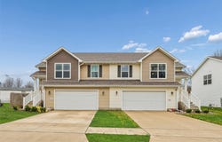 902 E Iowa Avenue, Indianola, IA 50125