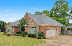 704 Shadow View Drive, Hernando, MS 38632