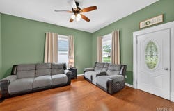 410 N 4th Street, Elsberry, MO 63343