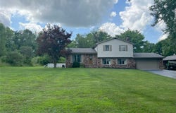 179 Frenz Dr, Union Twp, PA 16101