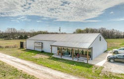 8637 Oxbow Lane, Neosho, MO 64850