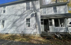 41 Pearl St, Great Barrington, MA 01230