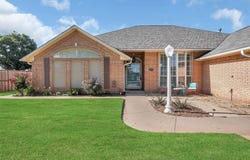 409 Pheasant Circle, Altus, OK 73521