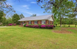 113 N Third Street, Dublin, NC 28332