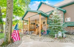 76 Meceola Ct, Hersey, MI 49639