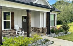 170 Willow Haven Street SE, Calhoun, GA 30701