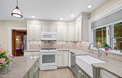 16 Maple Avenue, Troy, NY 12180