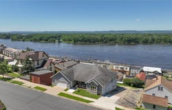 106 S 2nd Street, Alma, WI 54610