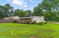 480 Five Bridge Road, Clinton, NC 28328